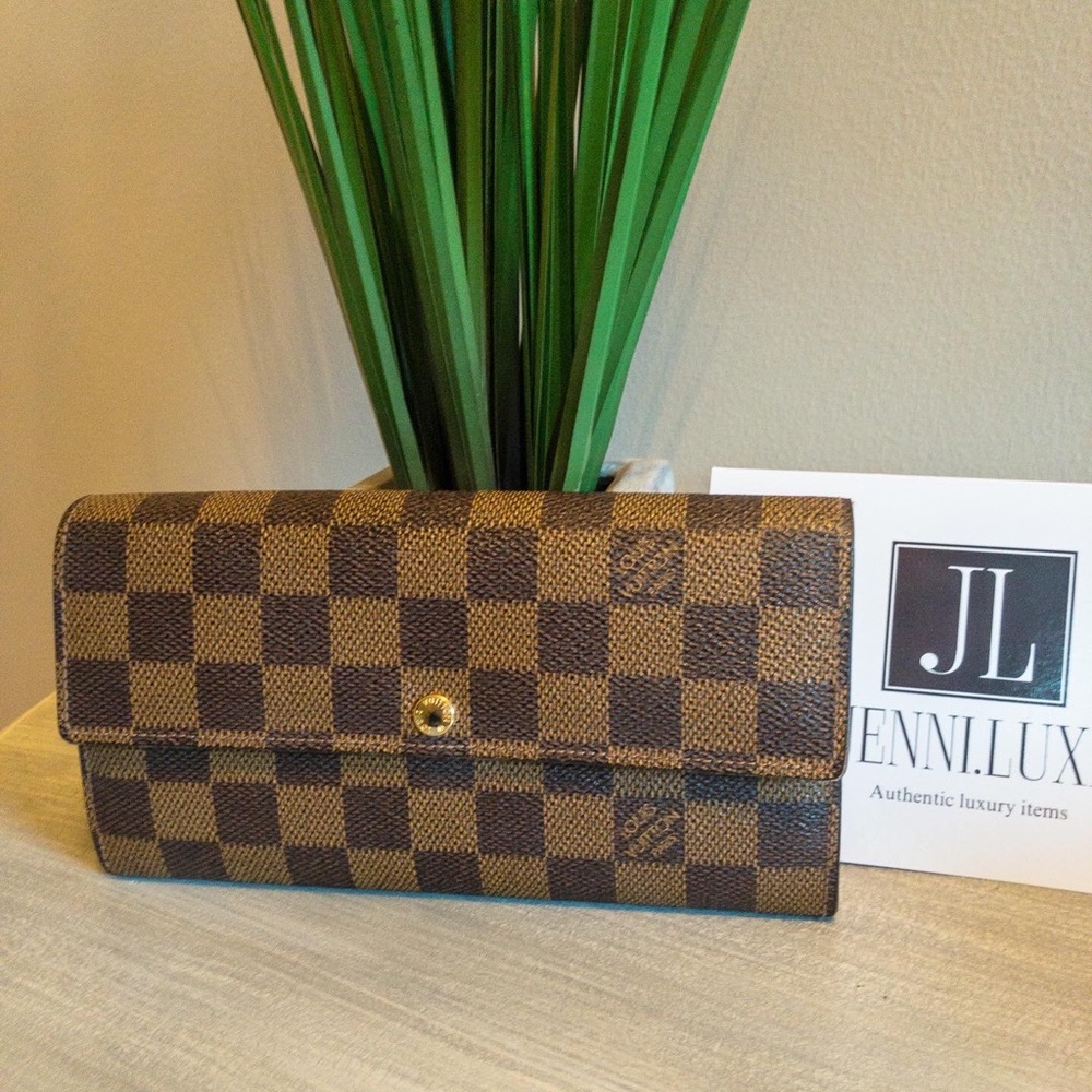 Louis Vuitton Sarah wallet damier ebene